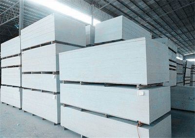 铅玻璃在医疗辐射防护中的关键作用与选购指南